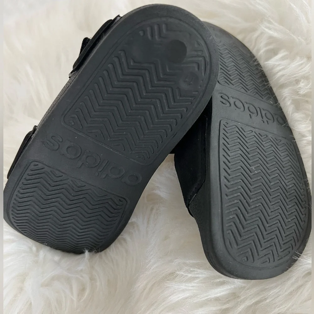 adidas comfortable stylish
